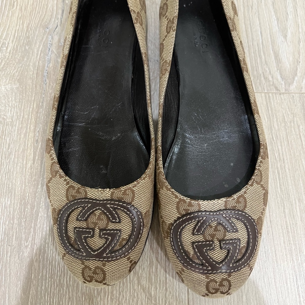 Gucci cloth ballet flats